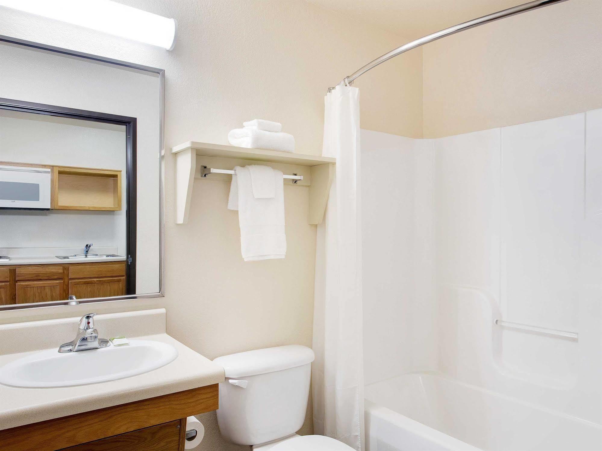Woodspring Suites Chesapeake-Norfolk South エクステリア 写真